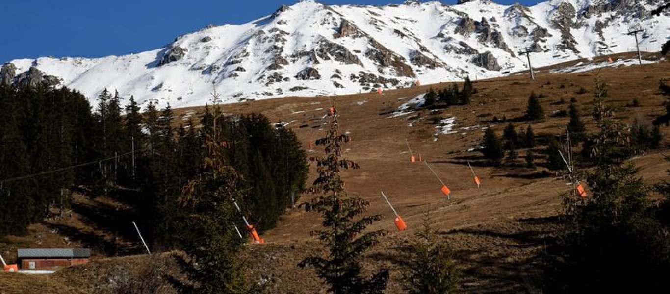 Ελβετία: Χωρίς... χιόνι έχουν μείνει τα χιονοδρομικά κέντρα
